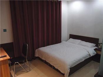 Longtai Star Hotel Qingdao Exteriör bild
